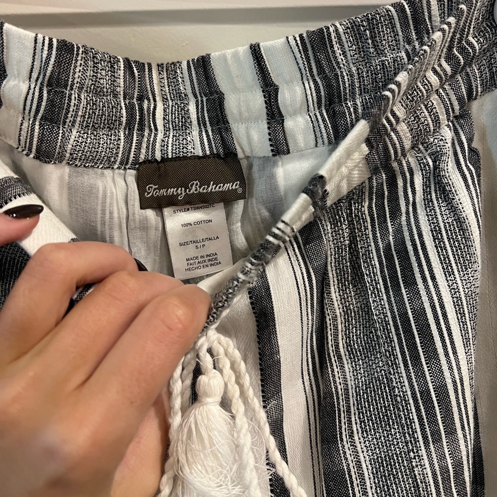 Tommy Bahama Cotton Petite Pants - Picture 3 of 4